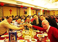美迪西員工一起歡度2011年會(huì)